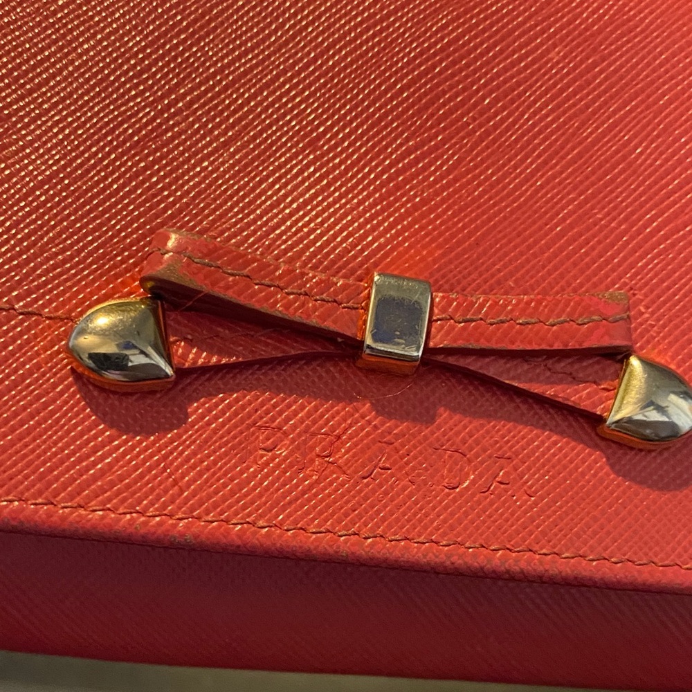 Prada Fushia pink , pre loved in fair condition Accent Wallet - Picture 6 of 8